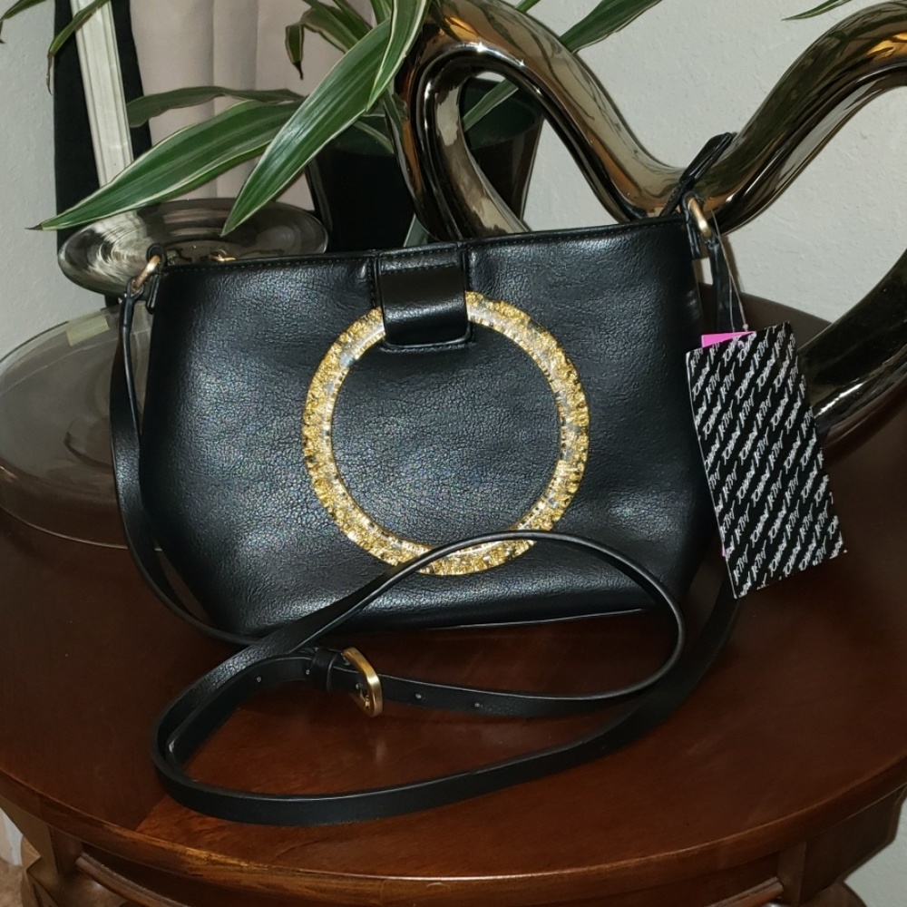 Betsey Johnson black top zip bag w/ lucite rings